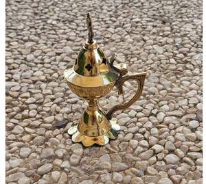 Quemador de incienso de latón con mango Incensario de latón religioso para la Iglesia Altar Oración Adoración Templo del hogar Decoración y uso espiritual - Product Image 4