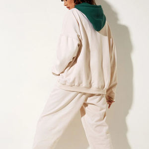 Vente en gros de vêtements pour femmes, pull à manches longues de couleur unie, sweat-shirt court, sweat à capuche pour femme, streetwear de sport en coton - Product Image 5