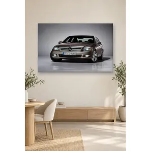 Impresión en lienzo de Fida Bronze Mercedes Clase C en gris - Product Image 1
