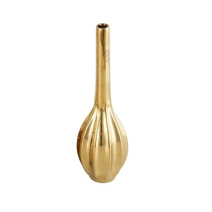 Florero de metal de excelente calidad para decoración del hogar y el jardín disponible a precio mayorista Florero de metal dorado - Product Image 1