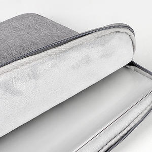 Nhà Máy Trung Quốc Biểu Tượng Tùy Chỉnh Polyester Men's Thời Trang Du Lịch Máy Tính Xách Tay Tote Túi Máy Tính Tay Áo Bìa Cho Macbook - Product Image 6