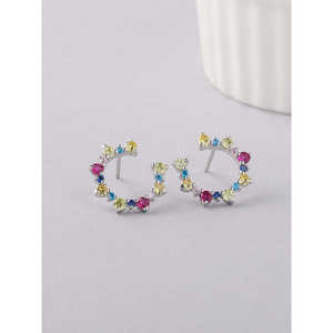 ต่างหูแฟชั่นพระจันทร์เสี้ยวสีสันสดใสของผู้หญิง - Product Image 2