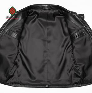 แจ็คเก็ตหนังบอมเบอร์ลำลองสีดำสำหรับผู้ชายรุ่น A-2 |   เสื้อแจ็คเก็ตหนังสังเคราะห์ทำมือสำหรับฤดูหนาว |   เสื้อคลุมสไตล์วินเทจเรโทร |   ให้ของขวัญให้เขา - Product Image 3