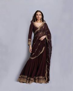 Haute qualité dernier élégant Designer indien Style broderie travail Salwar Plazzo costume pour les femmes mariage et fête fonction - Product Image 1