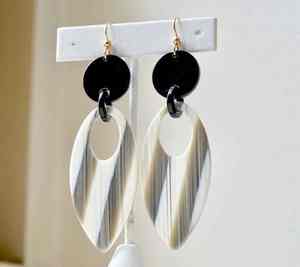 Boucles d'oreilles tendance en véritable corne de buffle, bijoux de luxe en corne naturelle, clous d'oreilles artisanaux en corne naturelle, vente chaude - Product Image 4