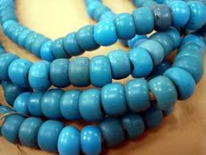 Cuentas de cristal gruesas vintage hechas a medida. Ideal para proyectos de restauración de joyas o coleccionistas de cristalería vintage. - Product Image 4