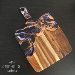 Planche à découper en résine de bois de qualité supérieure avec incrustation d'agate naturelle - Product Image 5