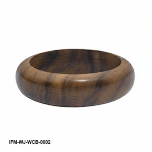 Bracelet en bois courbé moderne, grain naturel poli foncé, bijou de mode durable - Product Image 1