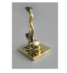 Presse-papier en laiton Presse-papiers de bureau pour la décoration de table haute vente en forme de pied fini poids de papier en laiton fait main - Product Image 4