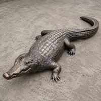 Sculpture de crocodile antique en bronze pour jardin extérieur, statue réaliste en métal pour la décoration de paysages et de centres de villégiature