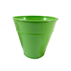 Maceta redonda de hierro con revestimiento de polvo verde utilizable para macetas decorativas para el hogar y suministros de jardín macetas y macetas - Product Image 1