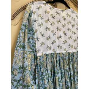 Blusa Bohemia Gypsy para Mujer en Azul con Estampado Floral, Popelina Bordada con Motivos Veraniegos, Transpirable, Talla Única XS-XL, para Oficina - Product Image 4