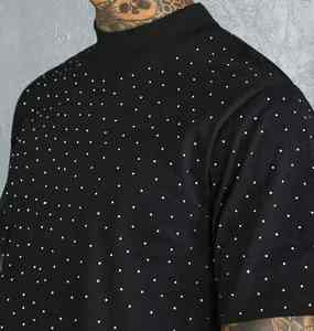 เสื้อยืดสตรีทแวร์ คอกลม วินเทจ ประดับเพชรเทียม สกรีนโลโก้ได้ เสื้อผ้าผู้ชาย ราคาขายส่ง เสื้อยืดผู้ชายประดับเพชรเทียม - Product Image 2