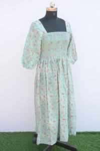 Robe longue à fleurs, manches cloche, robe longue d'été, encolure carrée avec smocké, robe Maxi, cadeau pour elle - Product Image 4