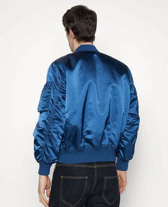 Chaqueta Bomber de Satén Transpirable Verde con Cierre de Cremallera, Diseño Personalizado OEM, para Hombre, Ribete Blanco, Estilo Casual - Product Image 6