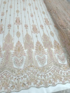 Tela bordada con red de flores pastel con detalles brillantes, ideal para vestidos de fiesta y costuras personalizadas - Product Image 2