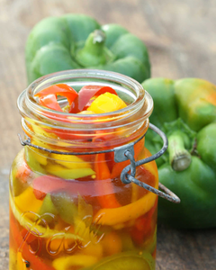 Pimiento Verde Encurtido Listo para Usar, Sabor y Color Consistentes - Product Image 1