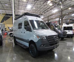 Hot Mobile <b>Motorhomes</b> Camper Trailer Off Road Travel Trailer Cheap Price Mobile Home <b>Motorhome</b> for Sale - Product Image 4
