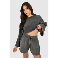 Top qualité personnalisé charbon de bois 2 pièces femmes Petite acide lavage Boxy Crop Shorts et survêtement ensemble femmes survêtement survêtement ensemble