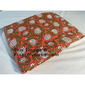 Tissu imprimé bohème à la main par cour tissu matelassé indien pour femmes pur coton tissu fait main tissu faisant robe