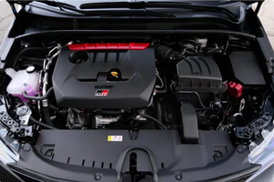 PRÊT À CONDUIRE - VÉHICULE D'OCCASION À VOLANT À GAUCHE |   Conduite à droite |   TOYOTA GR COROLLA CORE 2023 - Product Image 5