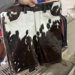 Prix de gros Shorts en cuir de vache pour hommes avec design et logo personnalisés Vêtements décontractés d'été Cuir de vache de haute qualité Short - Product Image 1