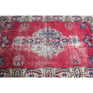 Vintage Turkish Rug 4.5x6.9 ft (138x210 cm), <b>Red</b> Ombr <b>Wool</b> Rug - Product Image 4