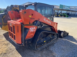 Vente flash : Chargeuse compacte Kubota SVL75-2 d'occasion, 74 CV, robuste, godet de 68 pouces, lame de coupe à boulonner, prix de gros maintenant - Product Image 6