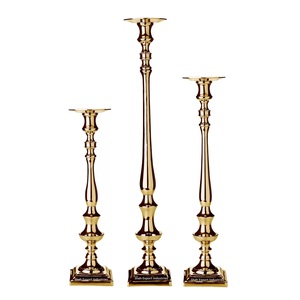 Bougeoir de pilier en métal de conception chère argent brillant fini pour la maison et l'événement ensemble de bougeoirs décoratifs - Product Image 2