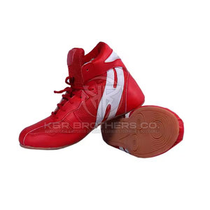 Chaussures de boxe avec système de lacet sécurisé pour un soutien maximal Bottes de boxe à semelle flexible pour un mouvement et une agilité rapides - Product Image 1