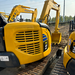 Excavadora usada de 4 toneladas Komatsu 40MR Modelo compacto Excavadora usada Komatsu 40MR con bajas horas y fuerte rendimiento del motor - Product Image 2
