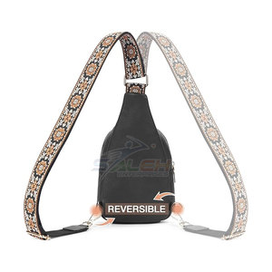 Sac à dos polyvalent avec port pour écouteurs pour le travail et les loisirs Sac à bandoulière tendance avec compartiments spacieux - Product Image 4