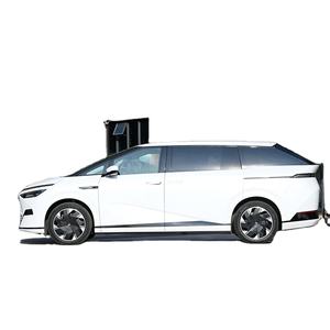 Sedán Eléctrico AWD 2024, Autonomía de 640 km, Alto Rendimiento, Precio Competitivo, Vehículo de Nueva Energía en Buen Estado - Product Image 2