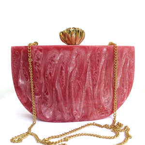 Pochette en résine jaune faite à la main avec un motif de rose en métal - Vêtement de luxe - Meilleure vente - Product Image 2