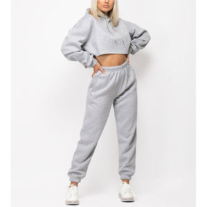 Conjunto de pantalones de chándal y Sudadera con capucha de talla grande personalizado para mujer - Product Image 2