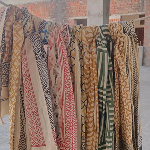 Voile de coton tissu été paréo châle indien main bloc impression plage sarong doux sain-cadeau pour elle vente en gros pas cher sarongs - Product Image 1