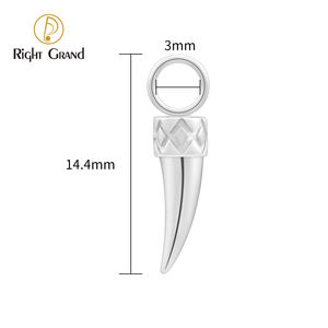 Rechter Grand ASTM F136 Titanium Wolf Tandvormige Oorbel Charm <span class=keywords><strong>Punk</strong></span> Wolf Fang Hangertje voor Kraakbeen Buikpiercing Sieraden - Product Image 4
