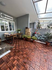 Vietwood 10-Piece Interlocking 12-Slat Acacia <b>Outdoor</b> <b>Patio</b> Deck Tile Set Easy Click Waterproof PVC for Indoor Use Contemporary - Product Image 4