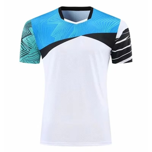 T-shirt et haut de tennis personnalisés |   Vêtements de sport durables pour les joueurs d'école et de club - Product Image 6
