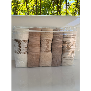 Custom Clear PVC Home <b>Textile</b> <b>Packaging</b> Bag Three-Side Zippered Towel Storage Pouch with Reinforced Soft Handle - Product Image 1