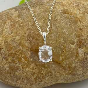 Pendentif en pierre précieuse Petalite fait à la main en argent sterling 925 ovale 8x10mm collier de pierres précieuses naturelles pour les femmes - Product Image 6