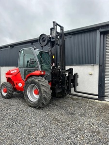 Nouvelle qualité Manitou M26-4 4x4 moteur Diesel chariot élévateur tout terrain manuel transpalette 2600kg capacité de charge acier certifié - Product Image 5