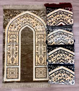 Tapis de prière turc islamique en velours gaufré de luxe, imprimé et tissé, avec pompons, tapis de culte musulman doux, OEM ODM, vente en gros - Product Image 2