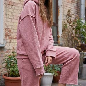 Ensemble sweat-shirt et pantalon oversize en coton texturé rose poudré vintage à bords bruts pour femmes, style bohème streetwear - Product Image 3