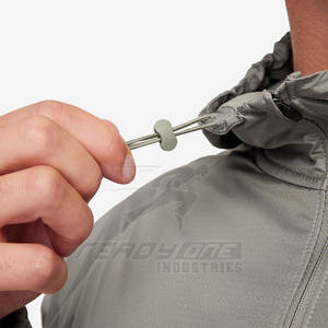 Chaqueta básica de entrenamiento con cremallera para hombre para puños funcionales de invierno y panel trasero suave para mayor flexibilidad - Product Image 4