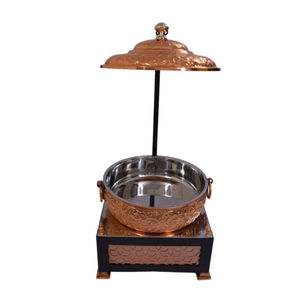 Plat à chafing rond en acier inoxydable plaqué cuivre antique avec support, vente en gros pour hôtels, restaurants, traiteurs et événements - Product Image 1