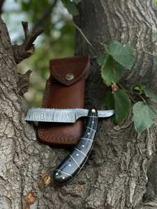Beautiful Damascus Steel Straight Razor Customizable <b>Bone</b> Horn <b>Handle</b> Barbers Grade-<b>for</b> DIY <b>Knife</b> Manufacturing OEM Support - Product Image 4