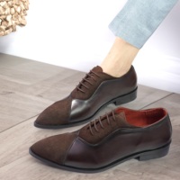Chaussures habillées en cuir véritable à lacets pour hommes, style Oxford à bout pointu avec motif imprimé, semelle extérieure en caoutchouc, idéales pour les fêtes et toutes les saisons, gaufrées