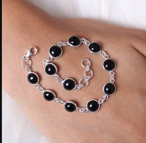 Incroyable bracelet en onyx noir Bracelet en pierre d'onyx noir pour femme Bijoux en argent sterling 925 pour filles Fourniture de bijoux de mariage - Product Image 2