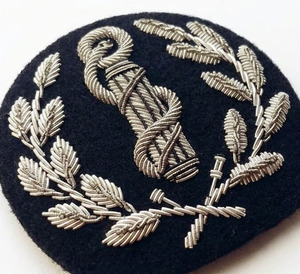 Badges brodés personnalisés avec logo, qualité supérieure, patchs en tissu brodé avec support de fabrication OEM et étiquette privée - Product Image 4